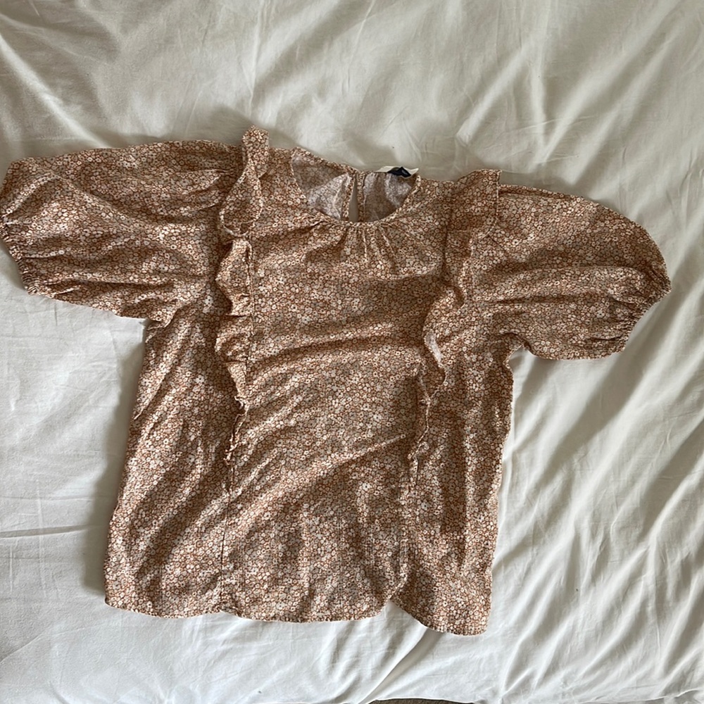 Universal Thread Gold Ruffle Trim Blouse Size Small